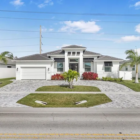 139 South Heathwood Drive Villa